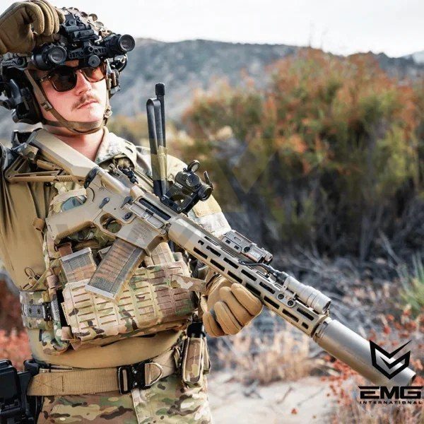 EMG F1 UDR-15 SIYAH/MAVI Skeletonized AR-15 eSilverEdge C7M M-LOK Handguard Airsoft AEG Tüfek (EMG-SC-BBL-3) görseli 10